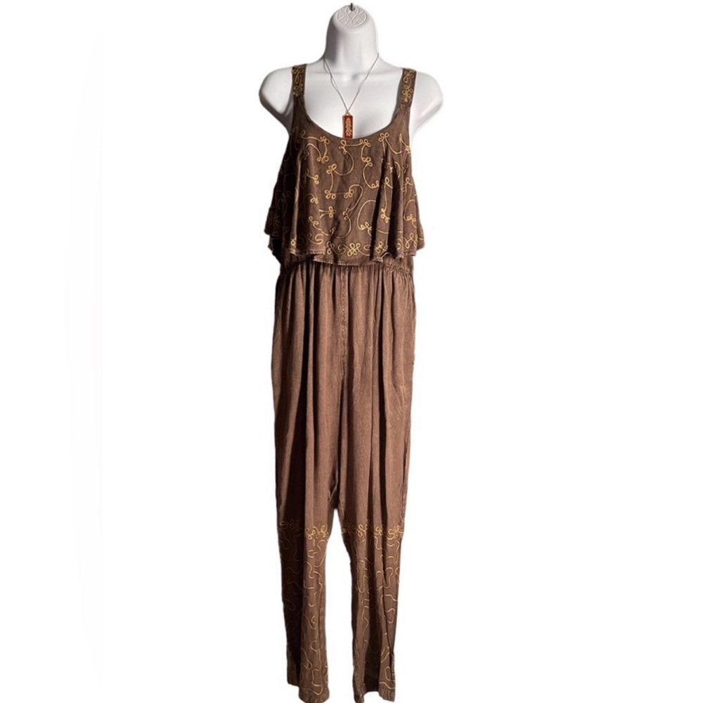 NWT.  Sacred Threads Overalls. XL.  CL/GR02